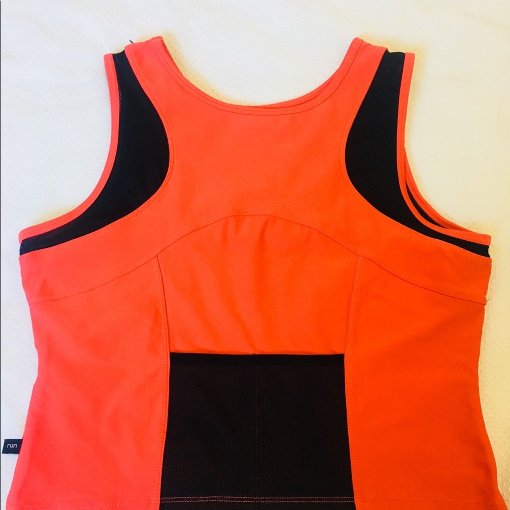 NIKE RUNNING CROP - Picture 2 of 6